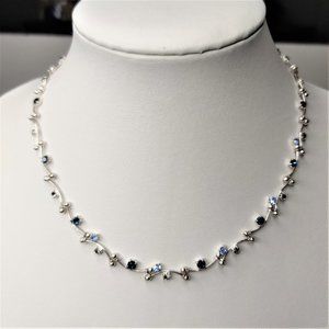 LOVELY NECKLACE WITH CRYSTAL ACCENTS